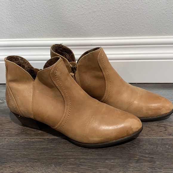 Ariat ‘Astor’ Ankle Bootie sz 7 - Picture 3 of 4